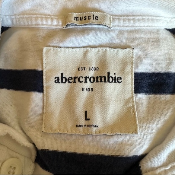 🌟3/$20🌟 Kids L Abercrombie striped shirt - Picture 3 of 6